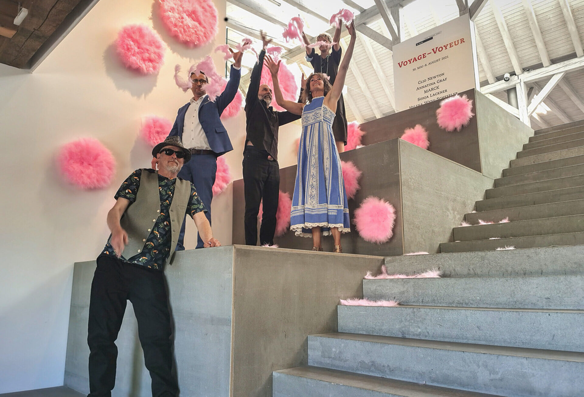 Vernissage Voyage – Voyeur