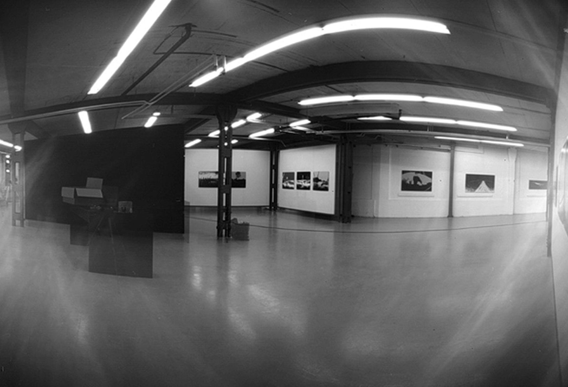 Ausstellungsansicht mit der Camera Obscura