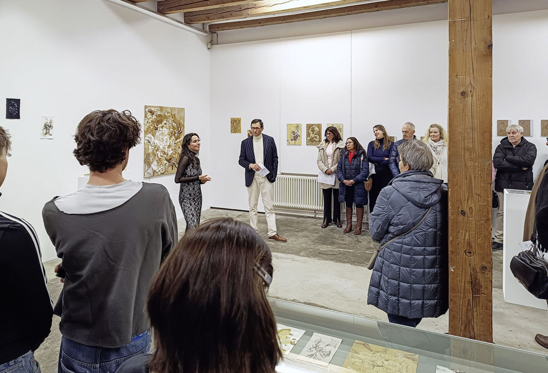 Melanie Schlumpf im Gespräch mit Kurator Guido Baumgartner